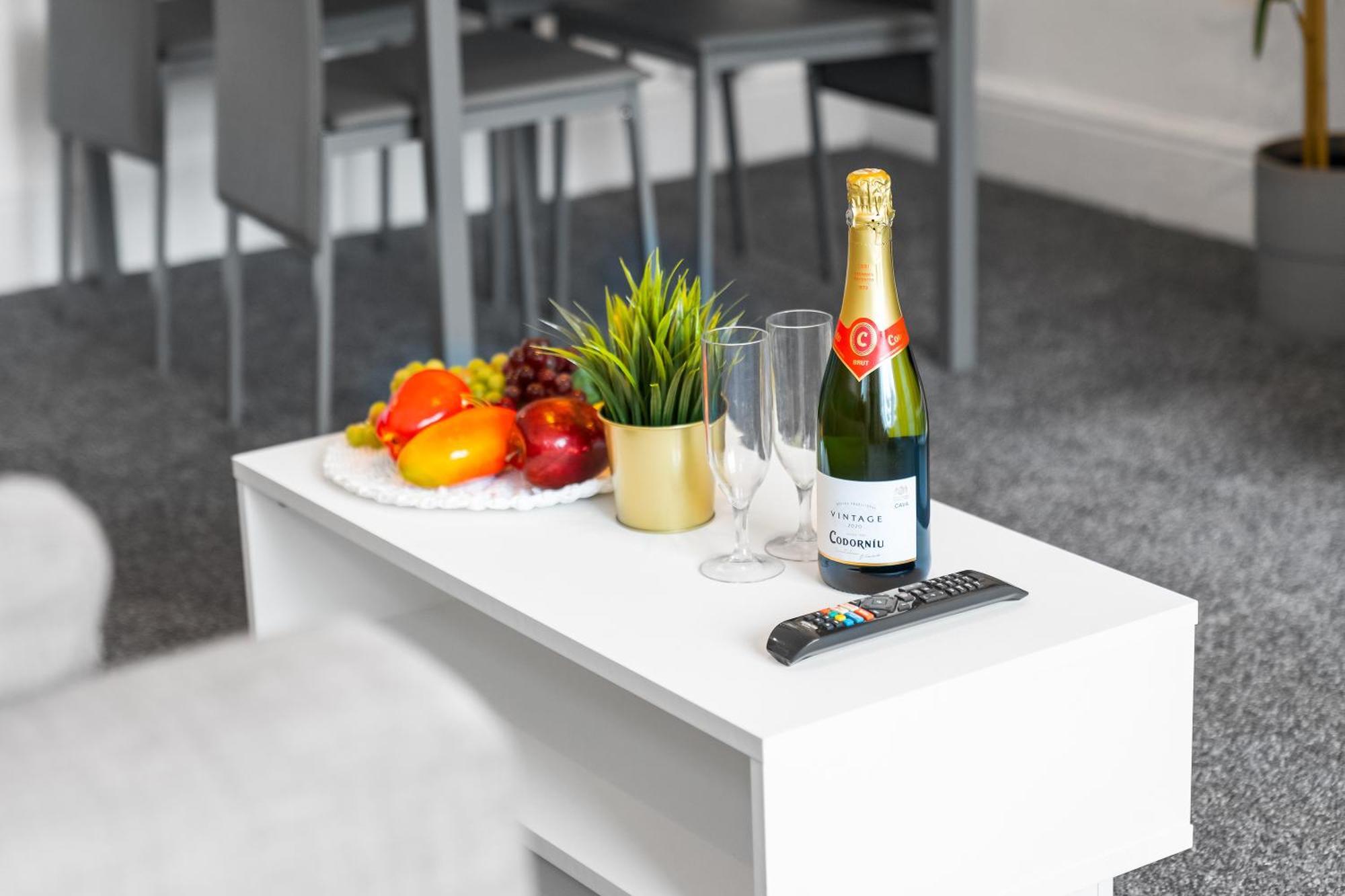 Harborne 2 Bedroom House - Parking - Smart Tv - Wifi - 62W Birmingham Exteriör bild
