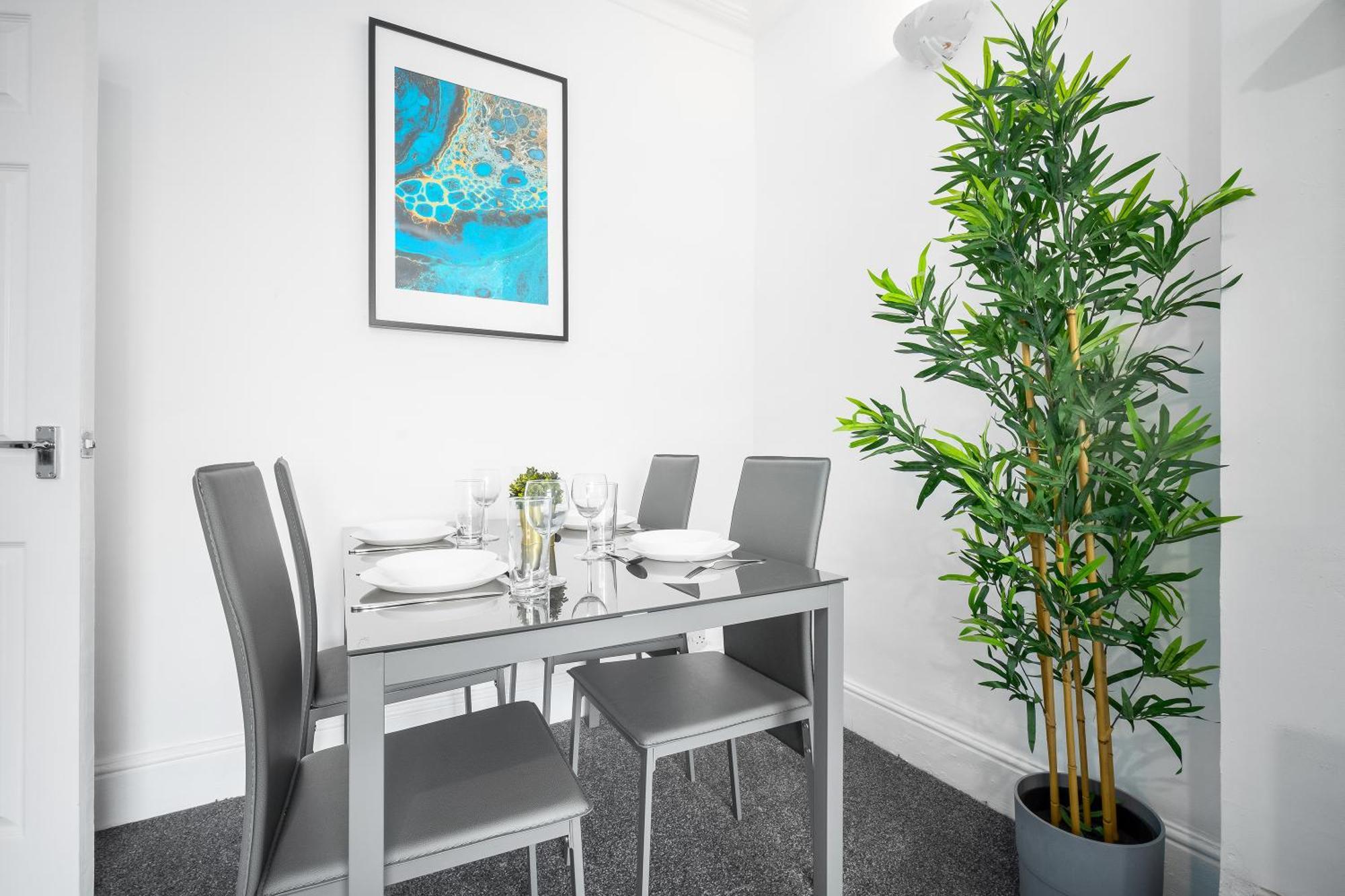Harborne 2 Bedroom House - Parking - Smart Tv - Wifi - 62W Birmingham Exteriör bild