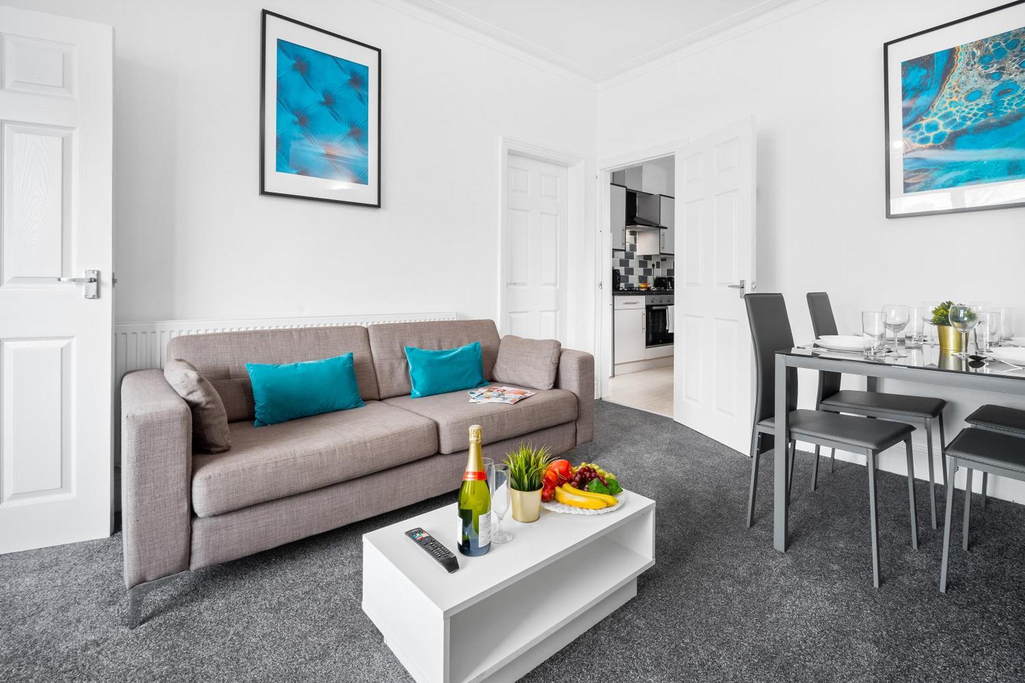 Harborne 2 Bedroom House - Parking - Smart Tv - Wifi - 62W Birmingham Exteriör bild