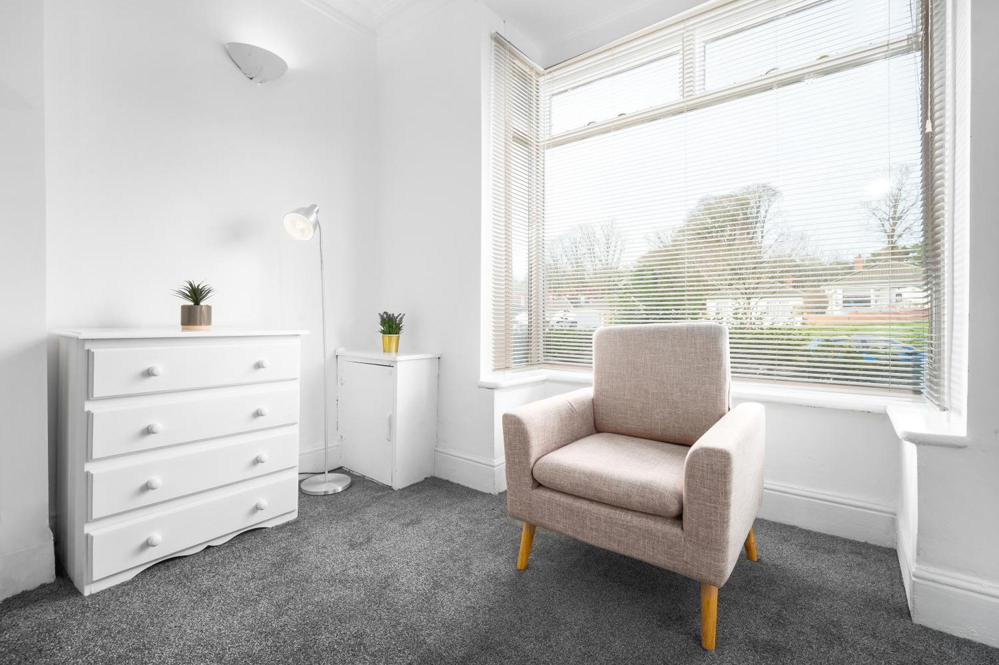 Harborne 2 Bedroom House - Parking - Smart Tv - Wifi - 62W Birmingham Exteriör bild